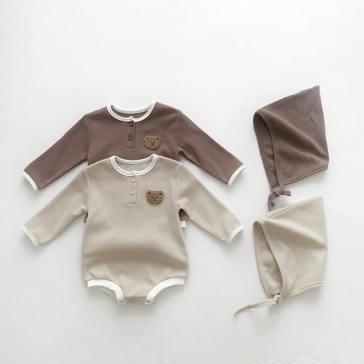 【BABY】リンガーデザインモコくまさんワッフルロンパース(ボンネット付き) CawaKomostore