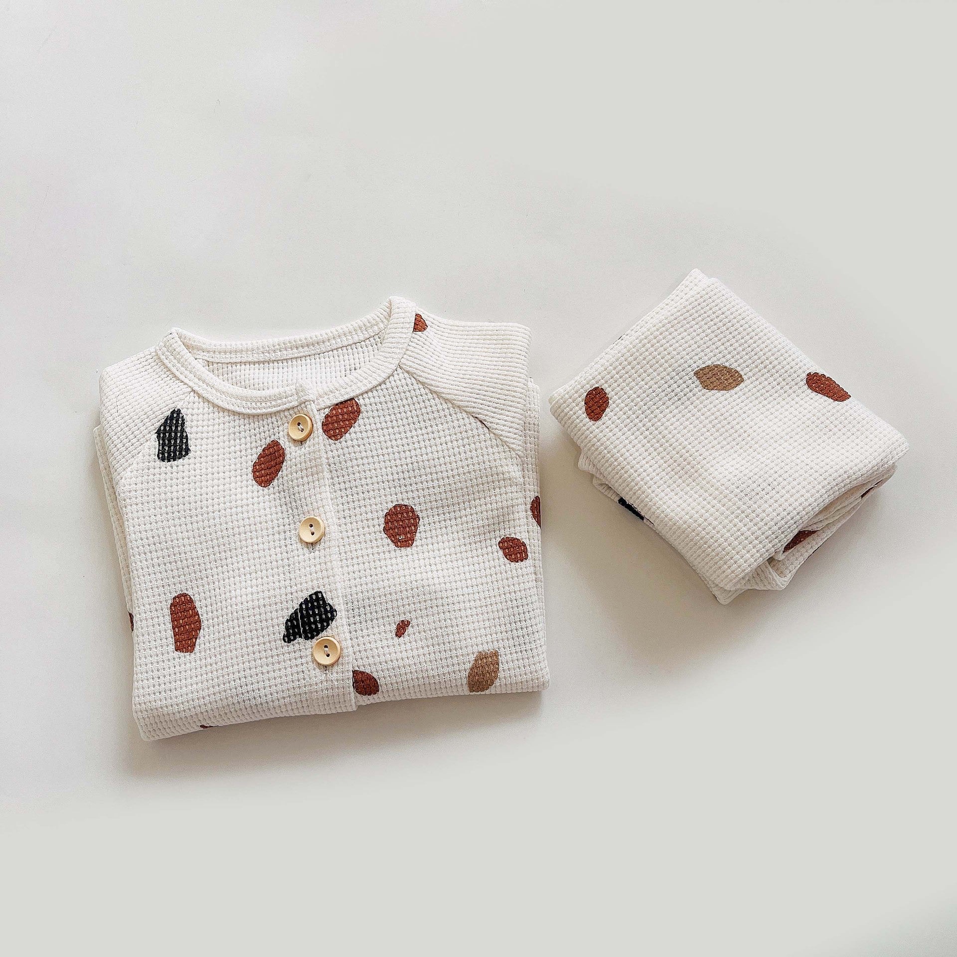 【BABY】ワッフル総柄 長袖セットアップ CawaKomostore