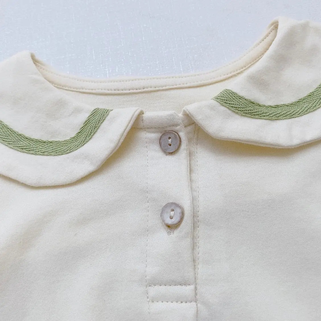 【BABY】green×whiteセーラーカラーロンパース CawaKomostore