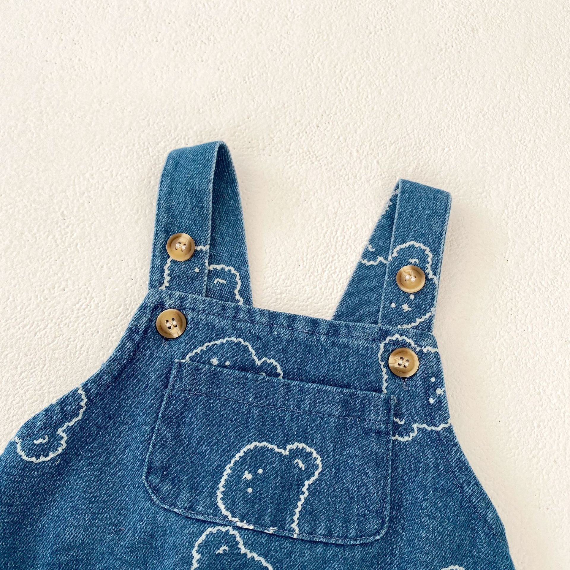 【BABY】大好評！ クマ刺繍デニムサロペット