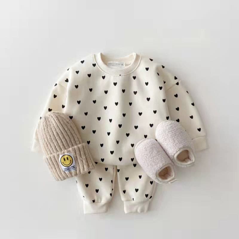 【BABY】ハート総柄セットアップスウェット CawaKomostore